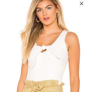 SUPERDOWN front knot white tank